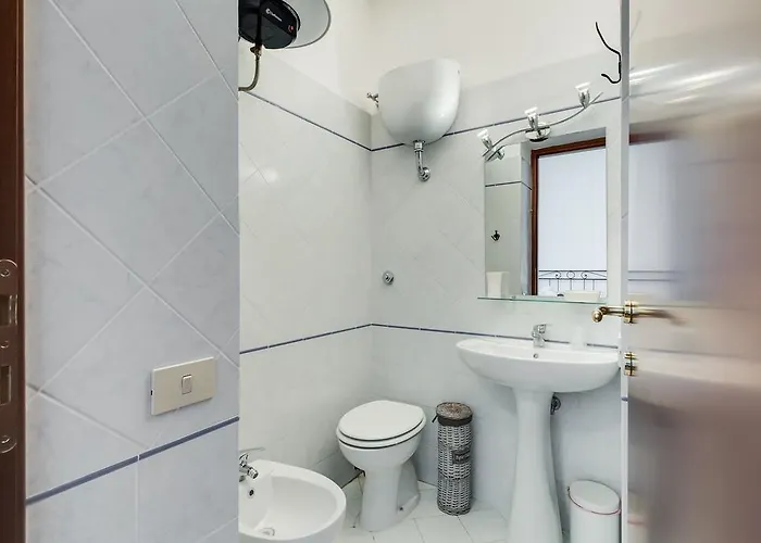 Grappoli Di Sole * רומא