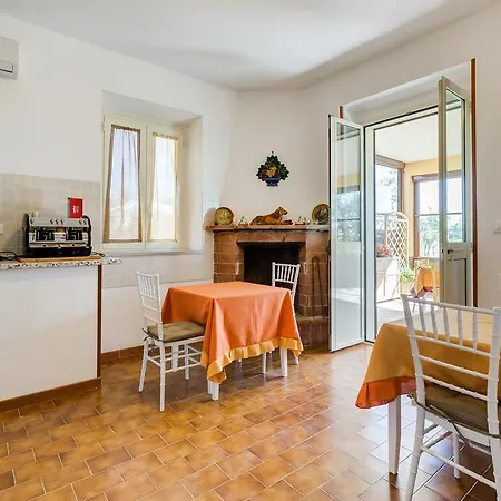 Grappoli Di Sole روما