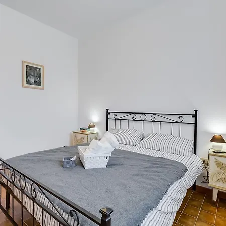 مزرعة للإقامة Grappoli Di Sole