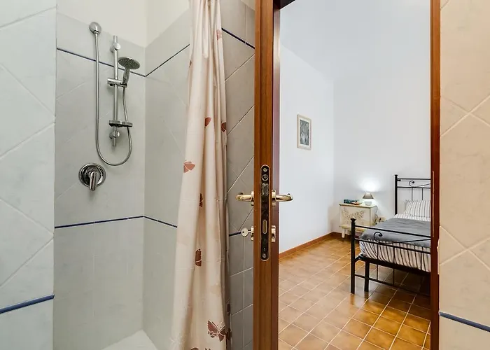 Grappoli Di Sole Lantgård