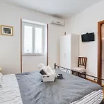 Grappoli Di Sole Rome