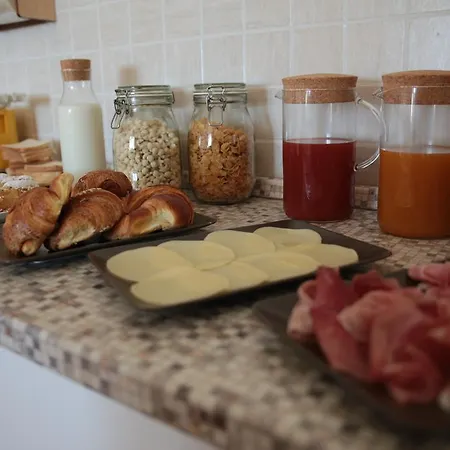 Grappoli Di Sole * ローマ